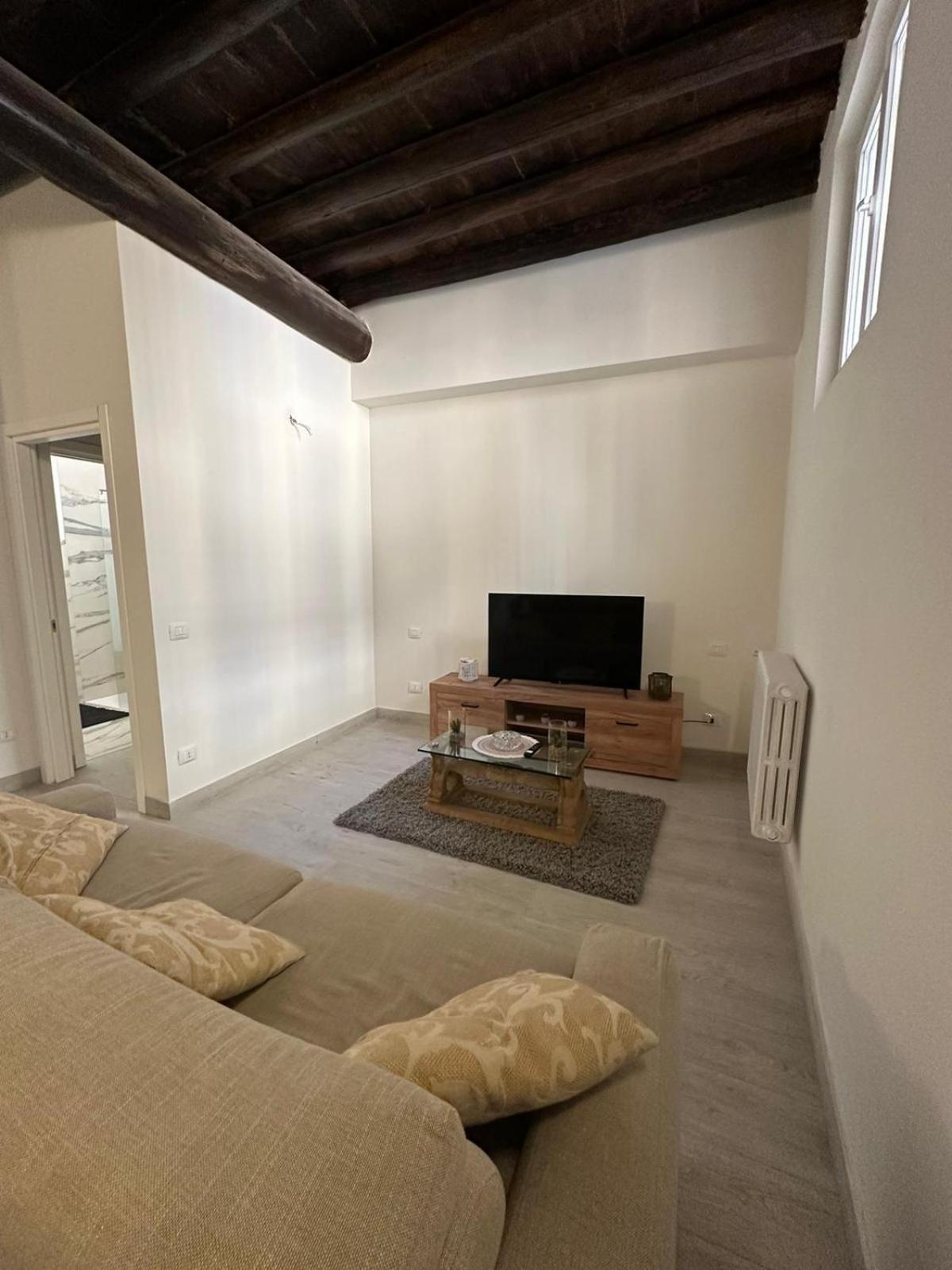 Al Campanile Apartamento Verona Exterior foto