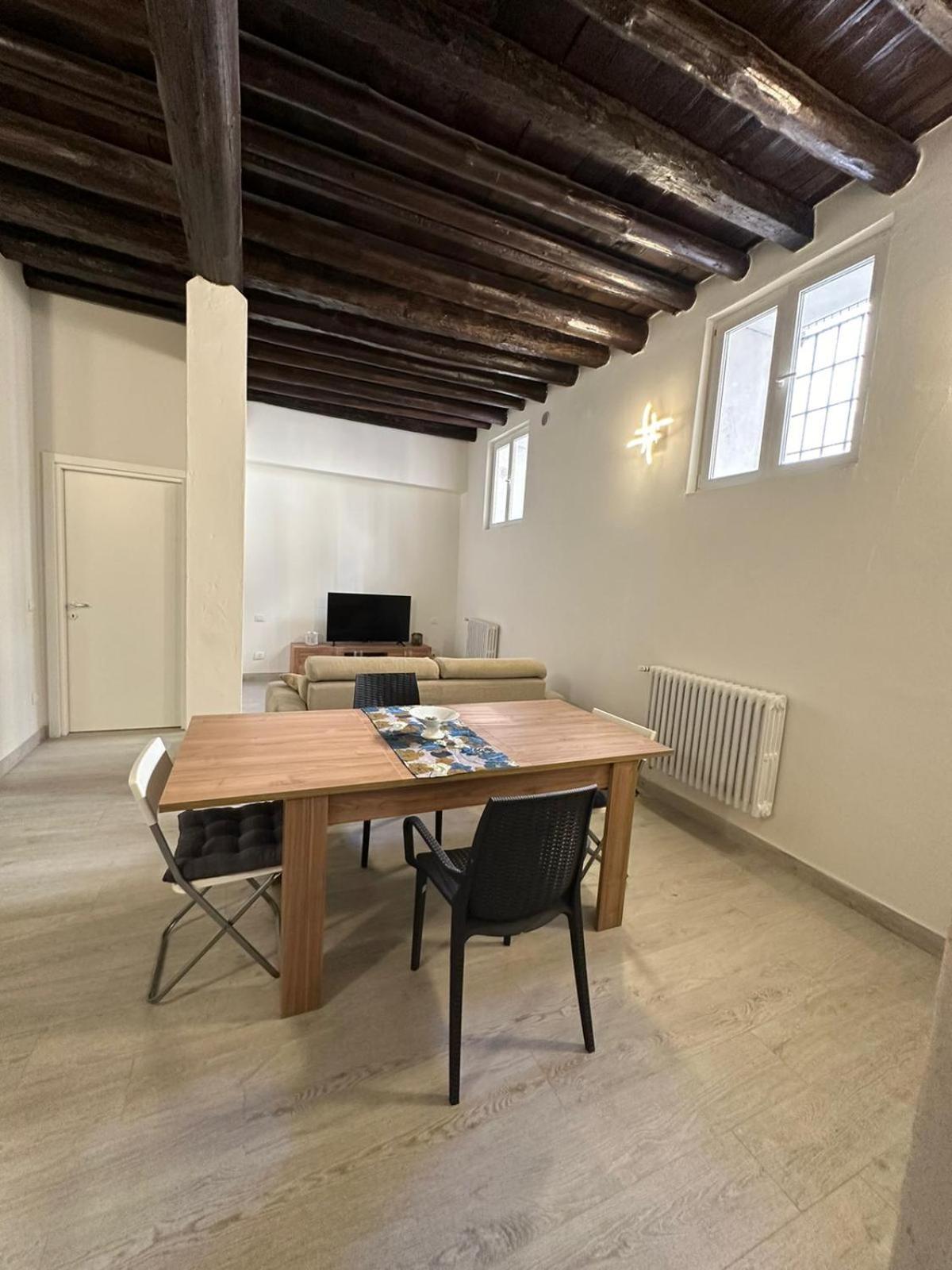 Al Campanile Apartamento Verona Exterior foto